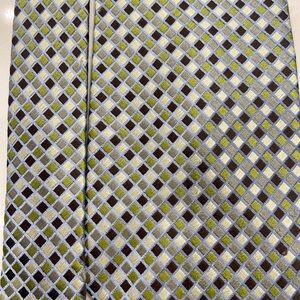 Elegant Geometric Tie in Blue and Green